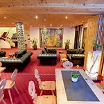San Gian فندق 4*
